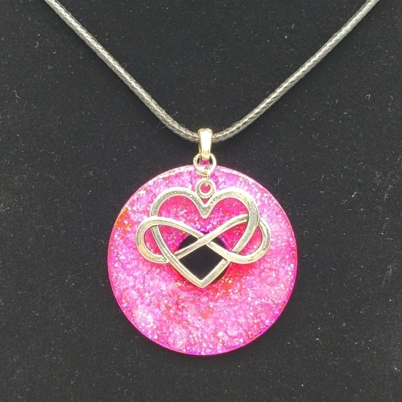 Heart in the Infinity Symbol Charm Pendent Necklace - Picture 2 of 5